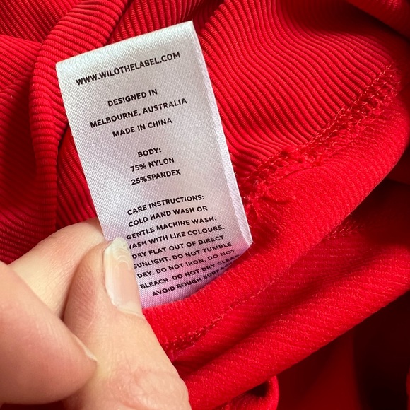 WILO THE LABEL RED HIGH WAISTED RIBBED LEGGINGS SIZE SMALL - Picture 9 of 9